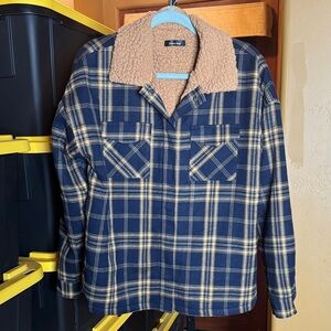 NWOT Doe & Rae Navy & Yellow Plaid Jacket with Beige Sherpa Collar Size XL